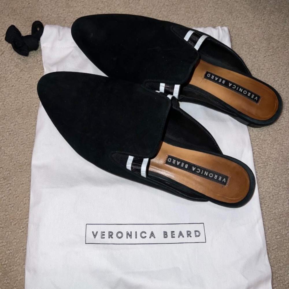 Veronica Beard size 10 black suede mule